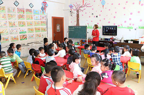 迪斯尼幼儿园开展教师公开课评比活动