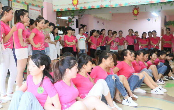 精彩培训聚合青春正能量  齐心协力共筑美丽幼师梦