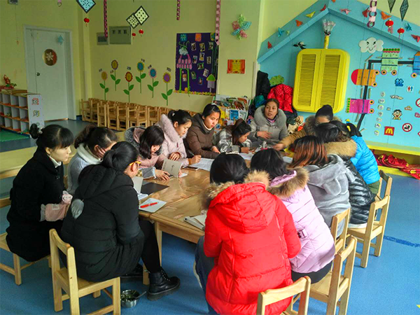 江西迪斯尼幼儿园·朝阳园组织幼师专项课程培训活动