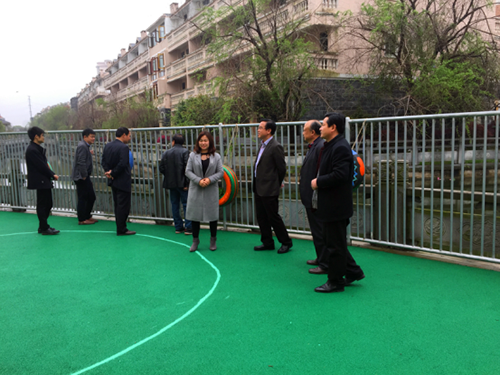 工商学院领导来迪斯尼象湖园参观指导工作