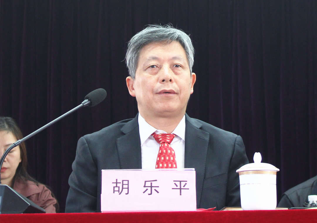 董事长_副本.jpg