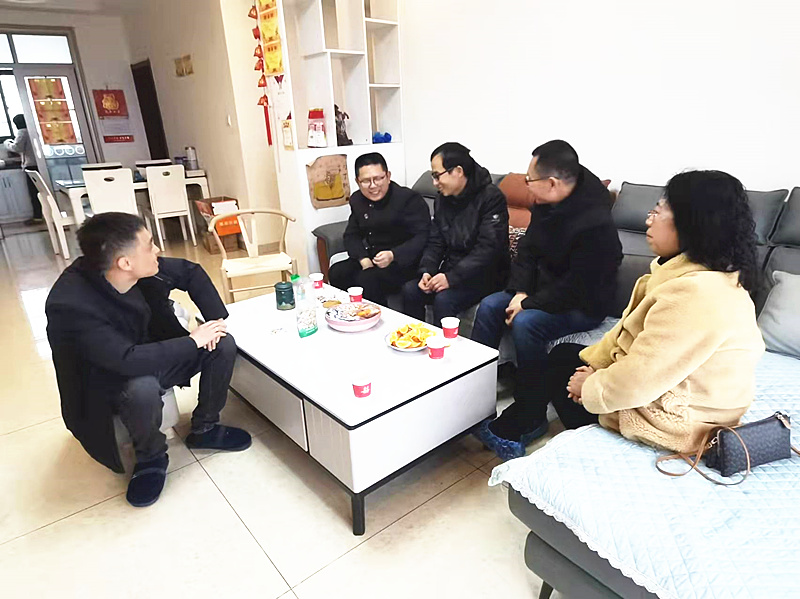 高二5班曾纪斌等.jpg